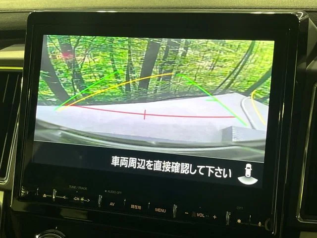Mitsubishi DELICA D:5 4WD P photo 3