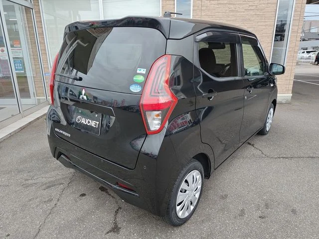 Mitsubishi eK WAGON G photo 2