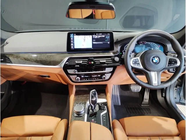 Bmw BMW 5series sedan 530e　Mスポーツ photo 2
