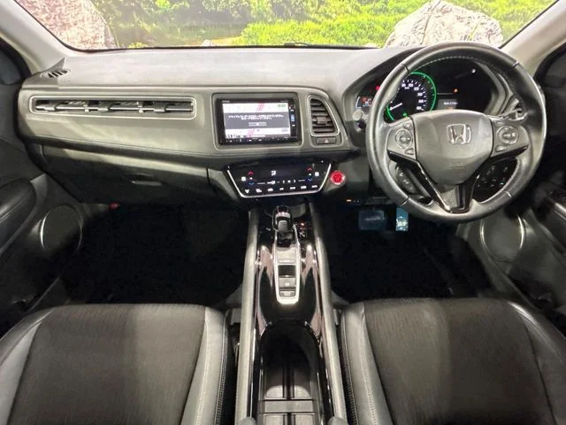Honda VEZEL HYBRID Z　ホンダセンシング photo 2