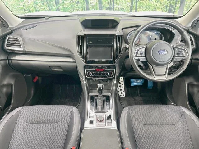 Subaru FORESTER プレミアム photo 2