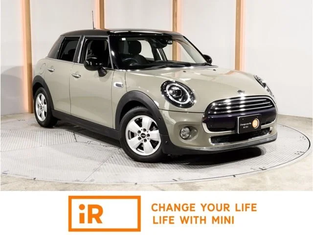 Bmw MINI COOPER 5DOOR ベースグレード 2019