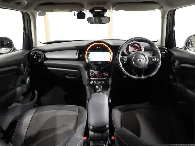 Bmw MINI COOPER 5DOOR ベースグレード photo 3
