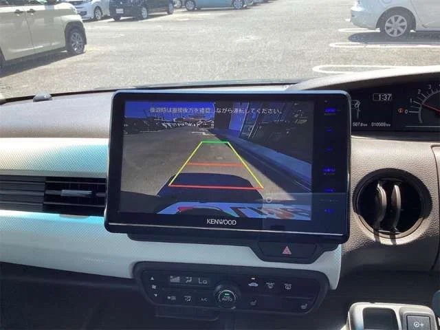 Honda N BOX L photo 4