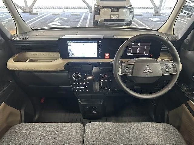 Mitsubishi DELICA MINI G　プレミアム photo 2