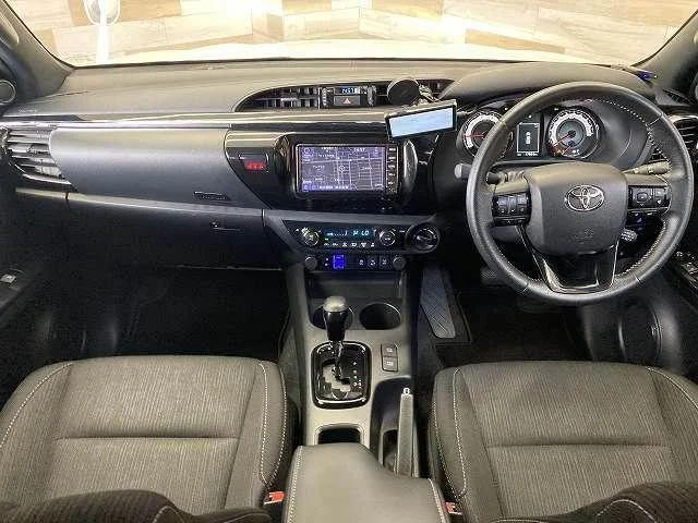 Toyota HILUX 4WD Z　ブラックラリーエディション photo 2