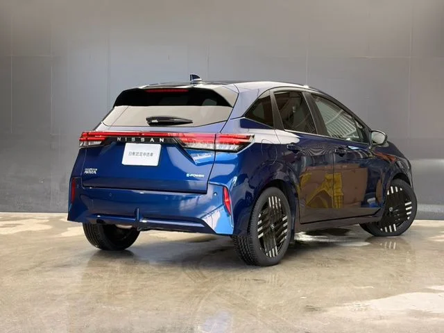 Nissan AURA G　レザーエディション photo 2