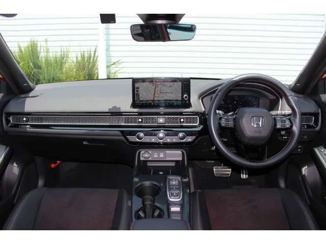 Honda CIVIC hatchback e：HEV photo 2