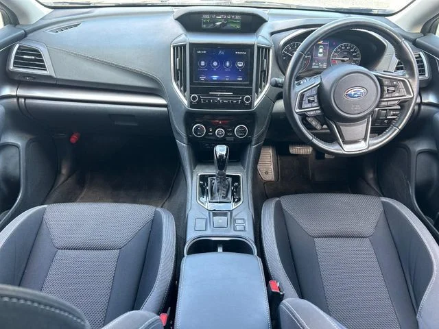 Subaru IMPREZA SPORT 2．0i−L　アイサイト photo 2