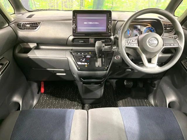 Nissan ROOX ハイウェイスターX photo 2