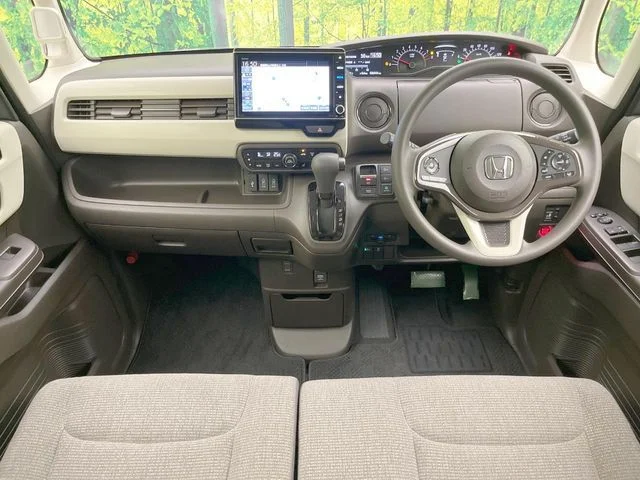 Honda N BOX L photo 2