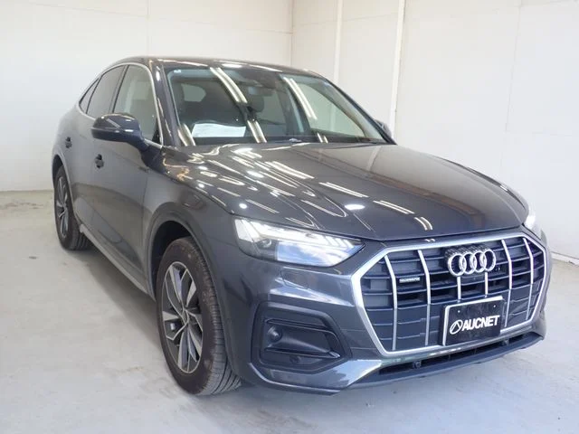 Audi AUDI Q5 SPORTBACK 40TDIクワトロアドバンスド　エアサス photo 4