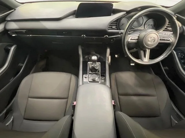 Mazda MAZDA3 FASTBACK 15S　ツーリング photo 2