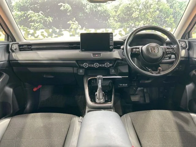 Honda VEZEL e:HEV Z photo 2