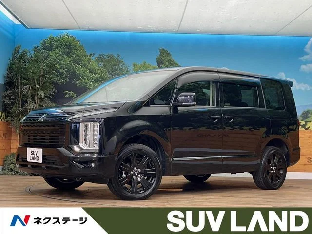 Mitsubishi DELICA D:5 4WD ブラックエディション 2025
