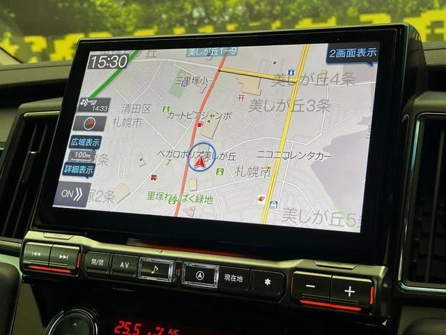 Mitsubishi DELICA D:5 4WD ブラックエディション photo 4