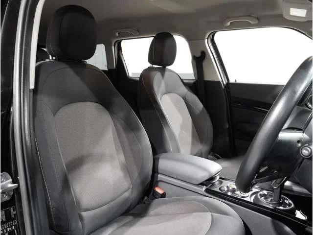 Bmw MINI COOPER CLUBMAN ベースグレード photo 4