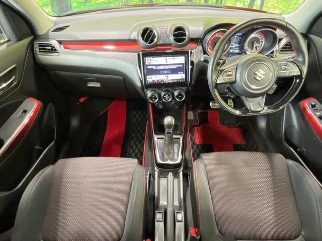 Suzuki SWIFT スポーツ photo 2