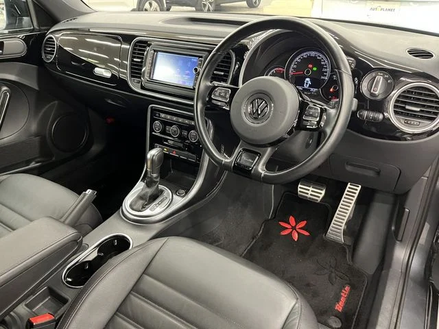 Volkswagen VOLKSWAGEN The BEETLE Rライン　マイスター photo 2