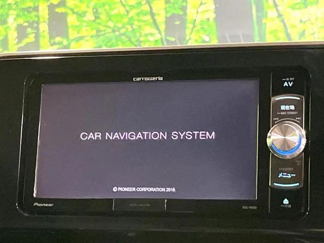 Toyota C-HR S　ハイブリッド　LEDパッケージ photo 3