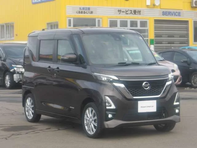 Nissan ROOX 4WD ハイウェイスターX　プロパイロットEd photo 3
