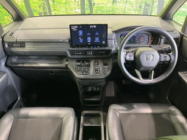 Honda STEPWAGON e:HEV SPADA ベースグレード photo 2