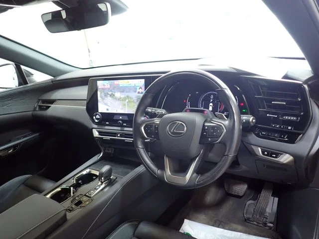 Toyota LEXUS RX350h バージョンL photo 2