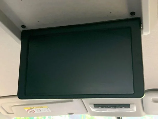 Nissan SERENA WG e−POWER　ハイウェイスター　V photo 3