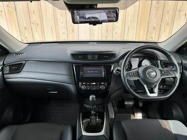 Nissan X-TRAIL 4WD 20Xi photo 2