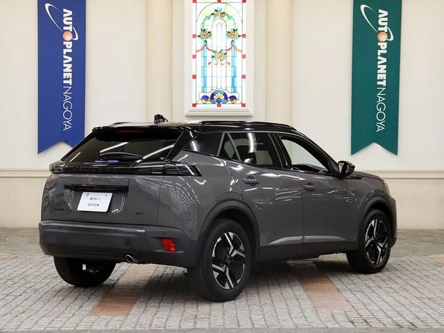Peugeot PEUGEOT 2008 GT　ブルーHDi photo 3