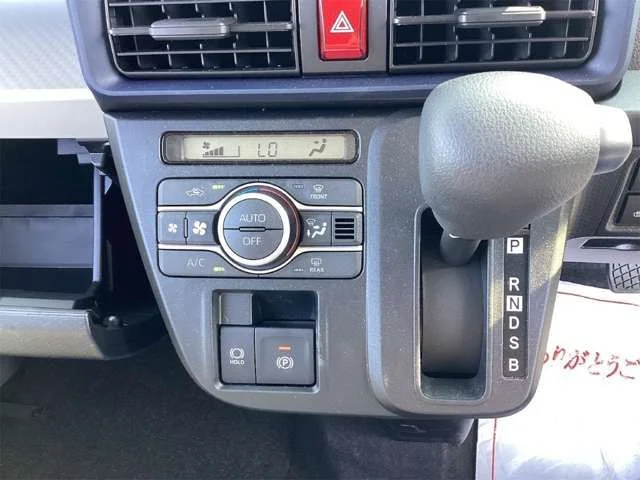 Daihatsu TANTO X photo 4