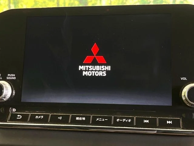 Mitsubishi OUTLANDER PHEV P photo 3