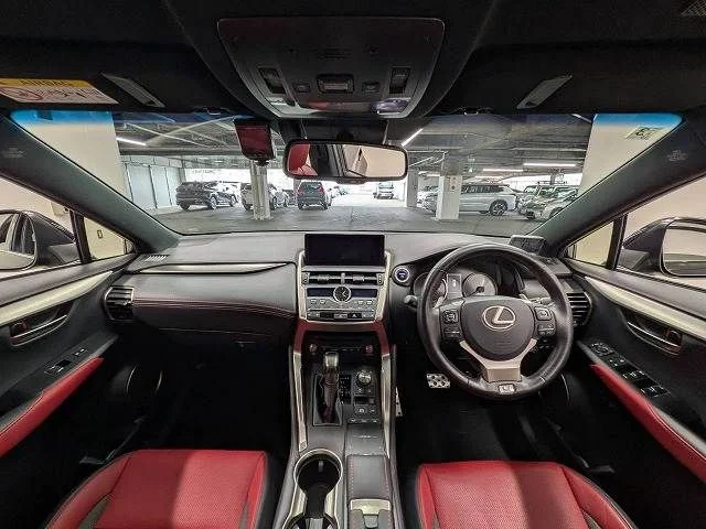 Toyota LEXUS NX300h Fスポーツ photo 2