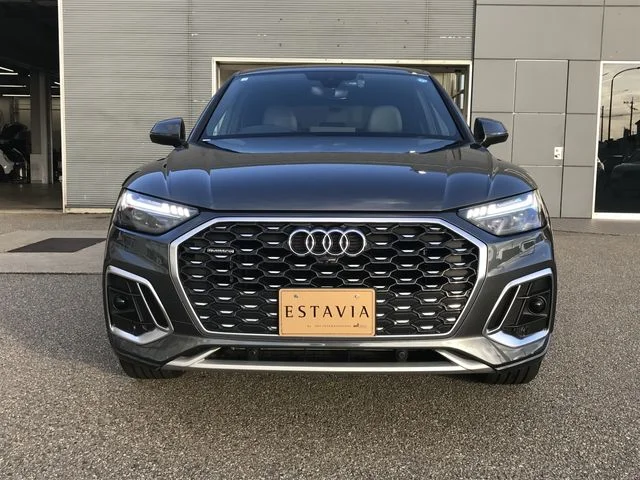 Audi AUDI Q5 SPORTBACK ハイスタイル photo 4