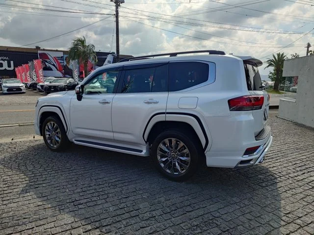 Toyota LANDCRUISER wagon ZX photo 4