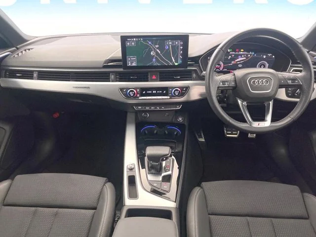 Audi AUDI A4 AVANT ブラック　スタイル　プラス photo 2