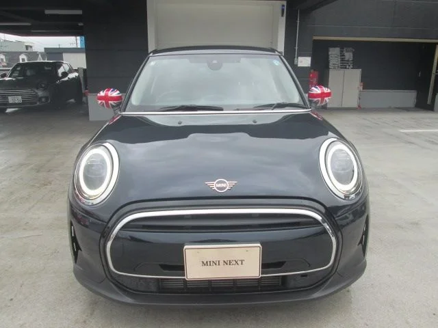 Bmw MINI COOPER D 5DOOR ベースグレード photo 2