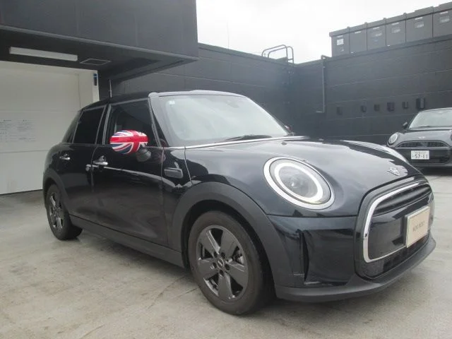 Bmw MINI COOPER D 5DOOR ベースグレード photo 3