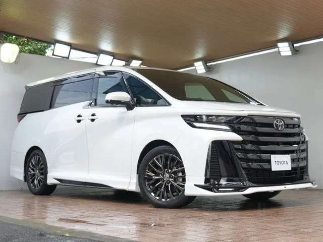 Toyota VELLFIRE HYBRID 4WD Z　プレミア 2024