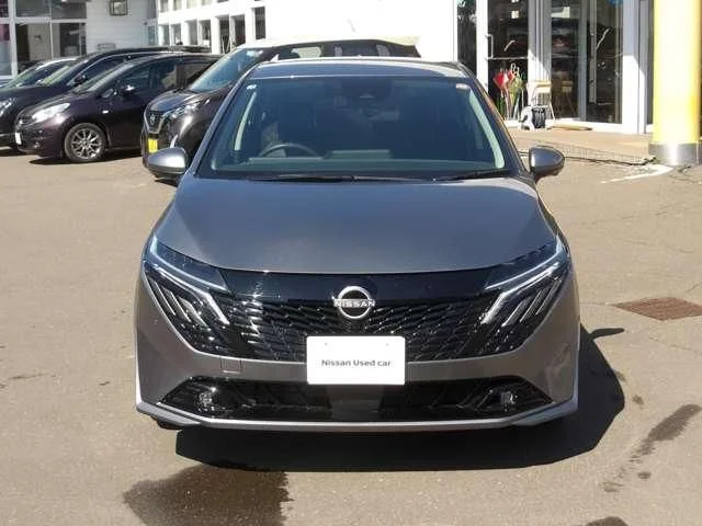 Nissan AURA G　FOUR　レザーエディション photo 2