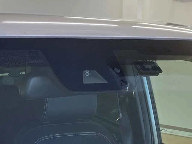 Honda N-ONE プレミアム　ツアラー photo 3