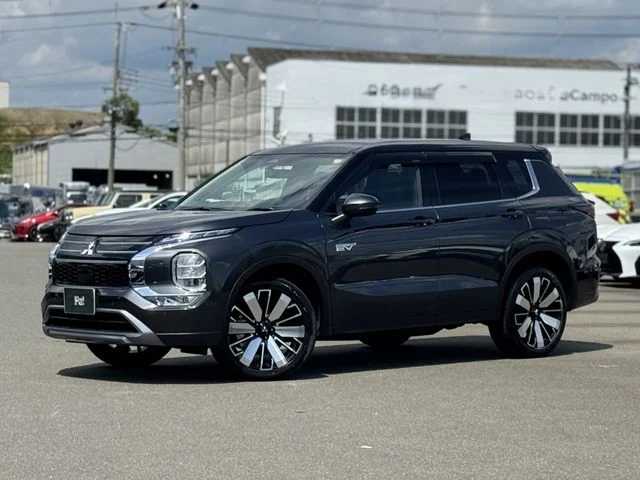 Mitsubishi OUTLANDER PHEV P 2024