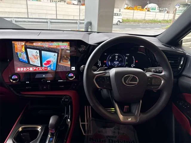 Toyota LEXUS NX350h Fスポーツ photo 2
