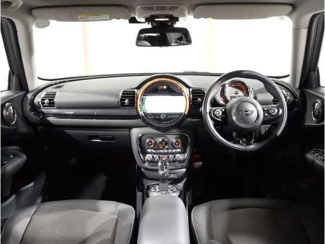 Bmw MINI COOPER D CLUBMAN ベースグレード photo 3