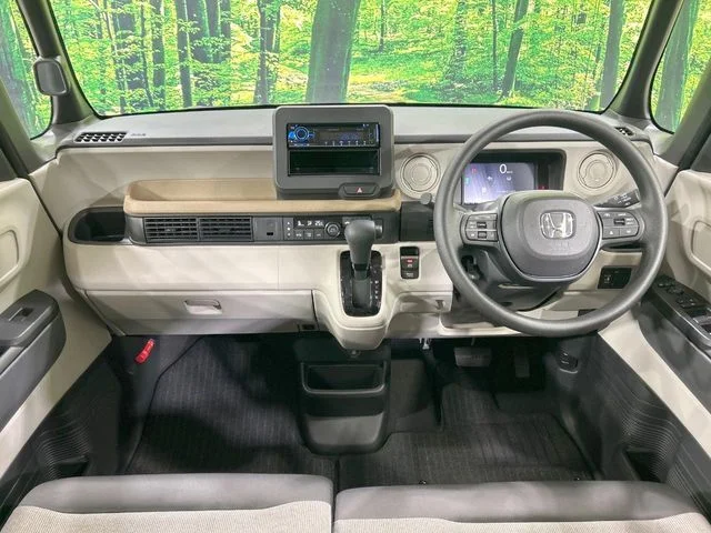 Honda N BOX ベースグレード photo 2
