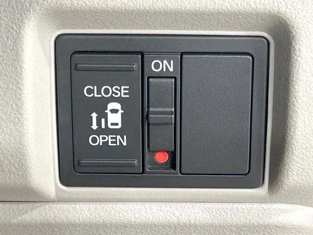 Honda N BOX ベースグレード photo 3