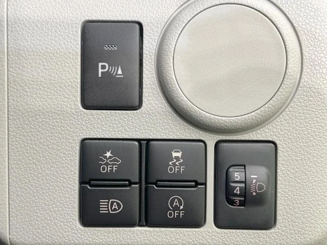 Daihatsu MIRA e:S X　リミテッド　SA3 photo 4