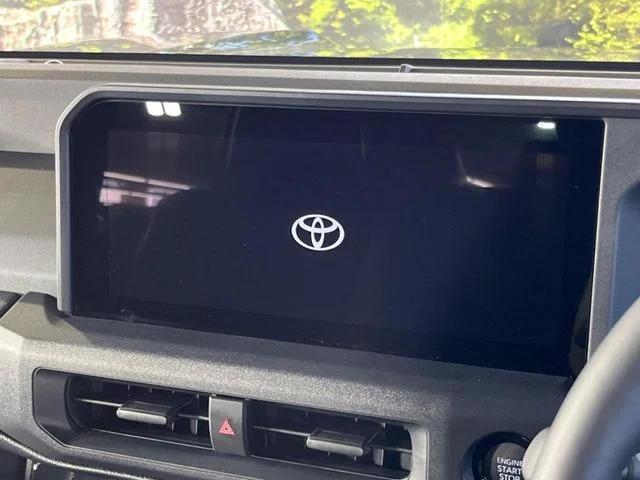 Toyota LANDCRUISER FJ VX photo 4