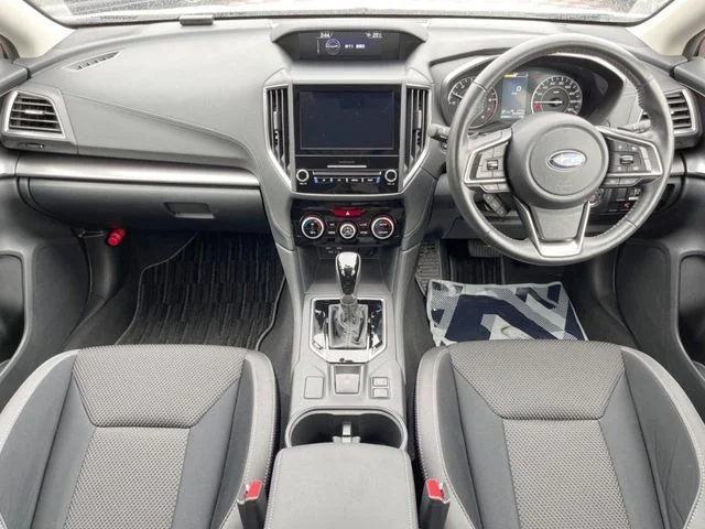 Subaru IMPREZA SPORT 2．0i−L　アイサイト photo 2