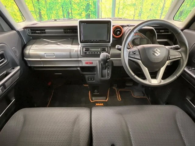 Suzuki Spacia GEAR ハイブリッドXZ photo 2